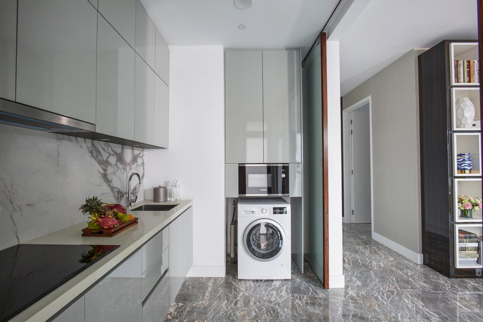 The Face Style Hotel Kuala Lumpur Exteriör bild A laundry room in a home